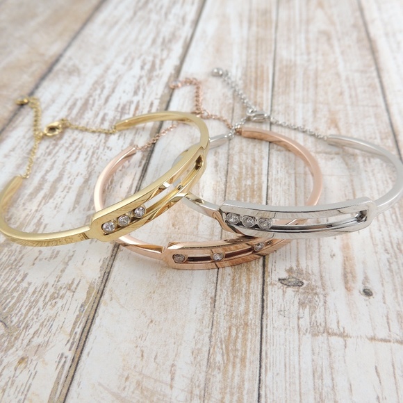 Sliding Moving Stones Cuff Bracelet - Picture 3 of 8